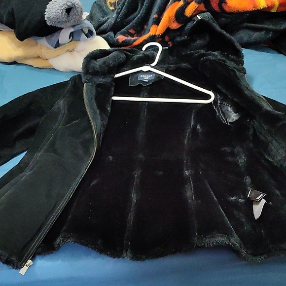 Sonoma Black Faux Fur Lined Leather Jacket - Picture 4 of 11